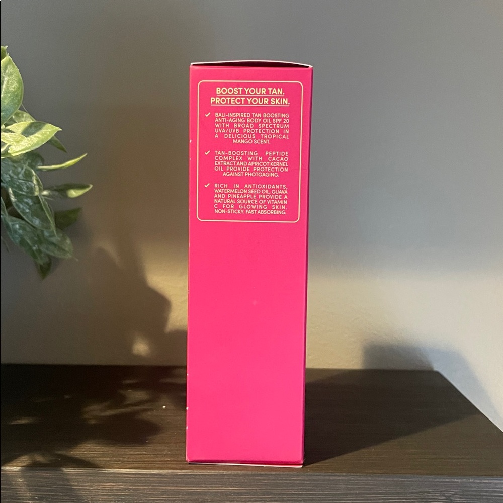 Coco & Eve Sunny Honey Tan Boosting Anti-Aging Body Oil SPF 20 - Picture 2 of 3